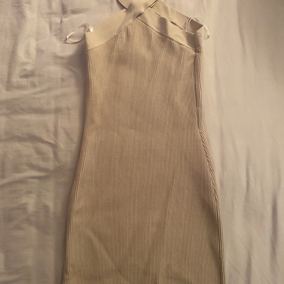 ARITZIA BABATON: Sculpt Knit Criss Cross Dress - Picture 5 of 5